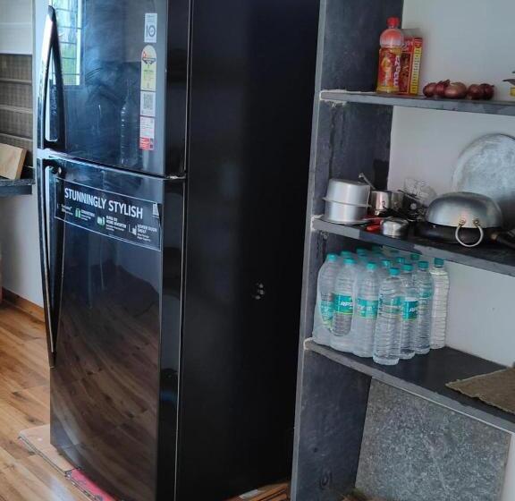 ホテル Shri Resort & Lodging