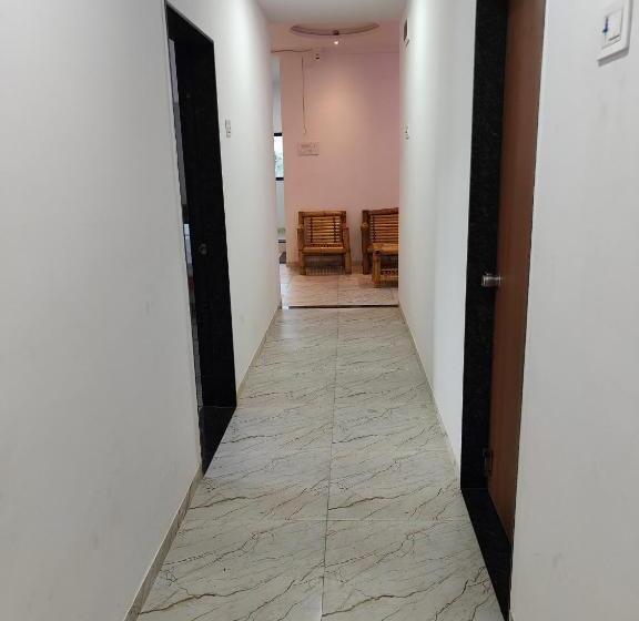 ホテル Shri Resort & Lodging