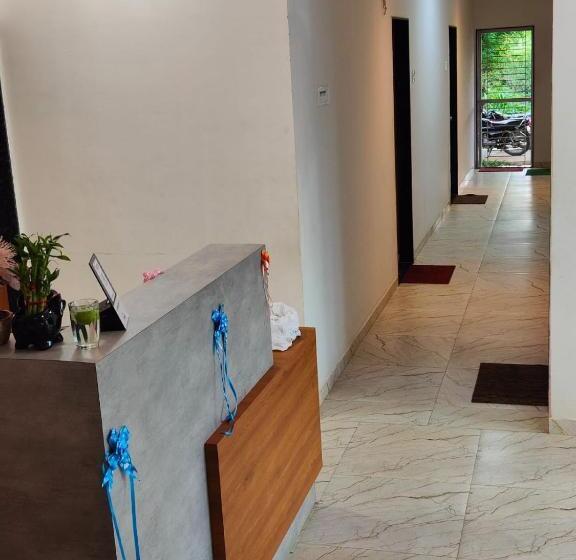 ホテル Shri Resort & Lodging