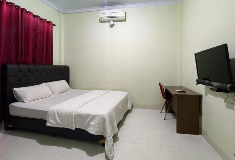 בית מלון כפרי Wisma Falira Serang Syariah Mitra Reddoorz