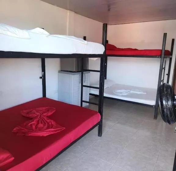 Hotelli Y Restaurante Pianguita