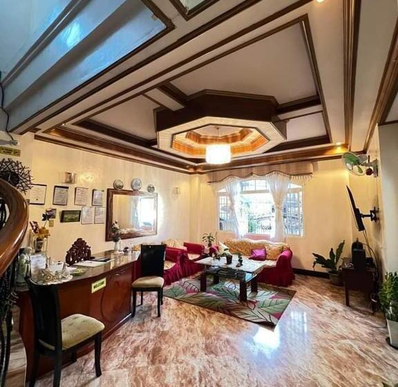 פנסיון Chelsiefaye Guesthouse