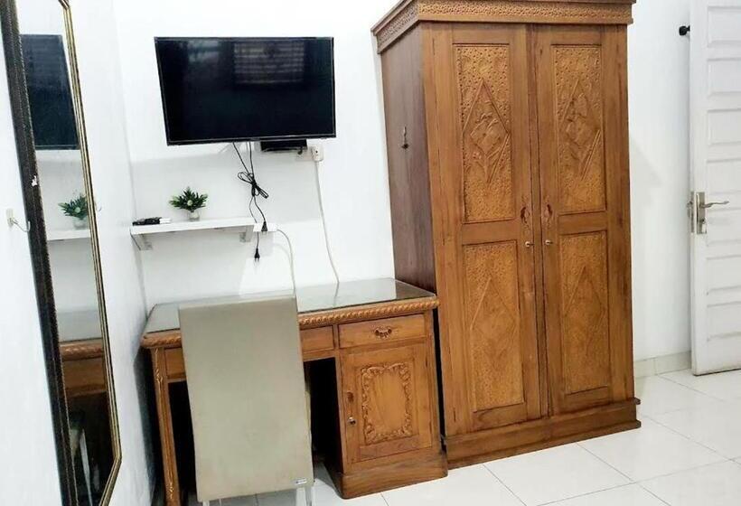 پانسیون Ibuku Kost Khusus Wanita