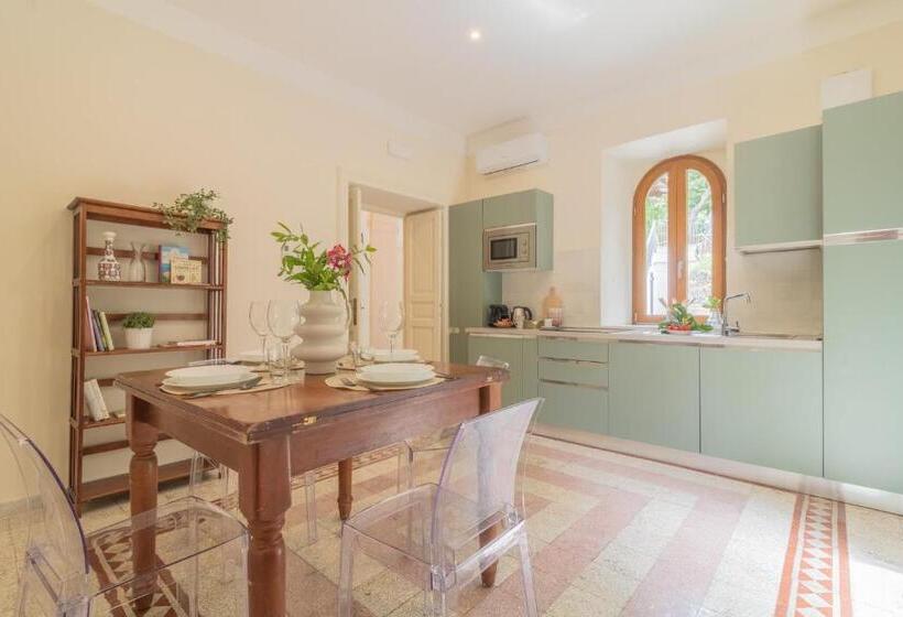 ペンション Lake Lovers Lodge