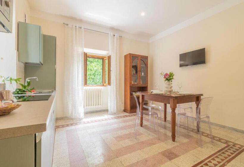 ペンション Lake Lovers Lodge