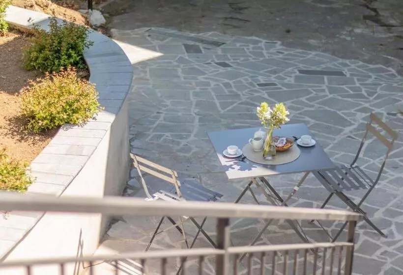 Majatalo Lake Lovers Lodge