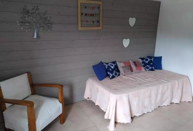 Aamiaismajoitus (B&B) Au Nid De Mes Anges