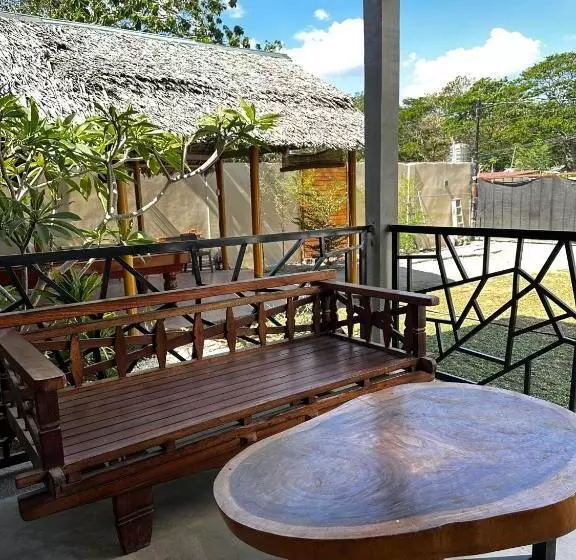 ベッドアンドブレックファースト Casa Calista Anilao