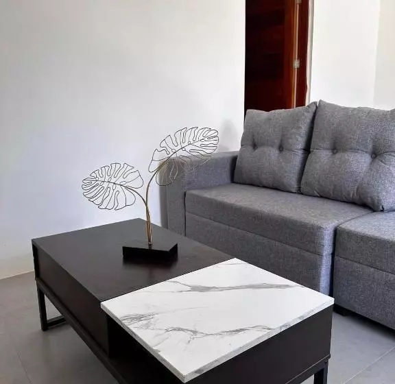 ベッドアンドブレックファースト Casa Calista Anilao