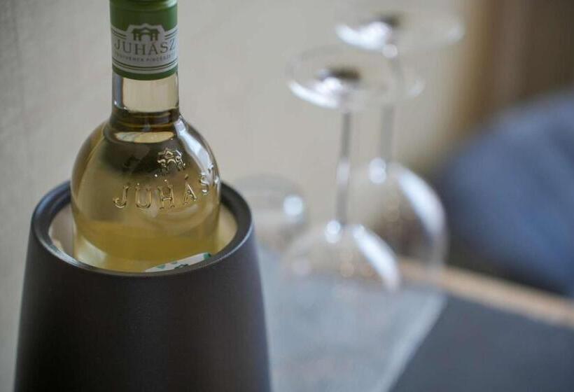 مبيت وإفطار Chachacha House Vendégház