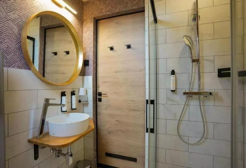 تختخواب و صبحانه Chachacha House Vendégház