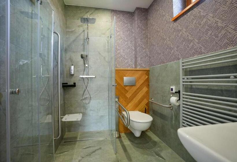 مبيت وإفطار Chachacha House Vendégház