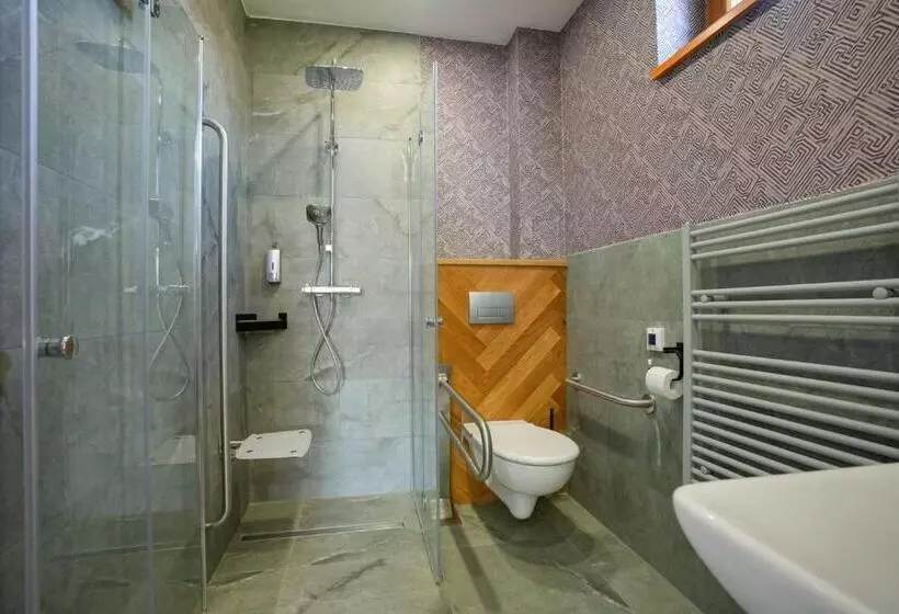 تختخواب و صبحانه Chachacha House Vendégház