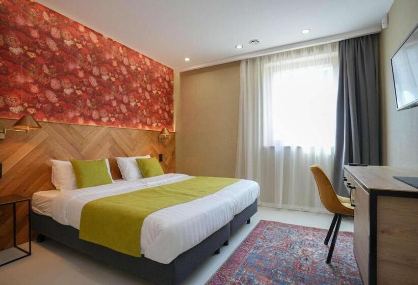 مبيت وإفطار Chachacha House Vendégház