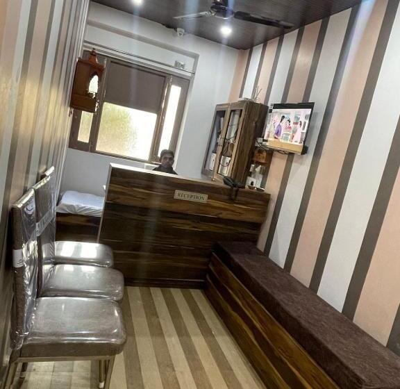 فندق Himalaya Inn Guest House