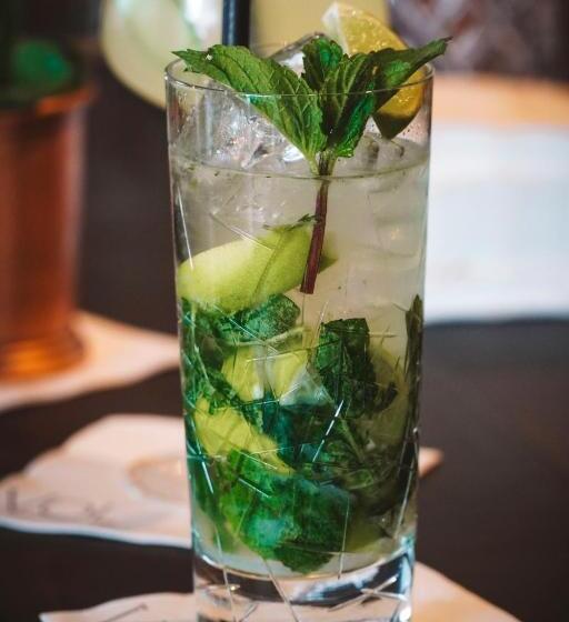 فندق Im Zentrum Für Visionen