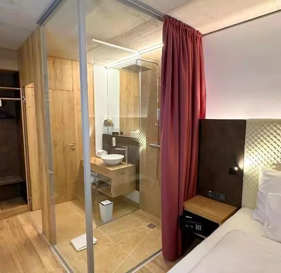 Hotel Im Zentrum Für Visionen - Hallein