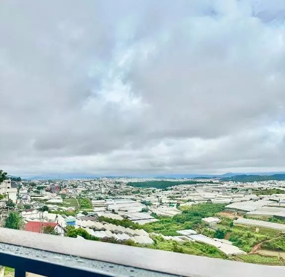 هتل Nhà Của Gió Homestay Săn Mây