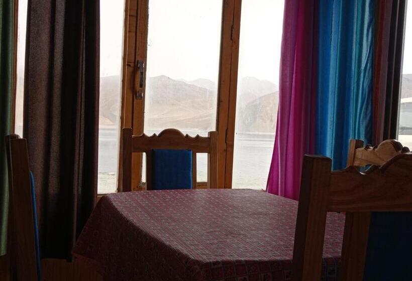 Hotel Pangong Rainbow Cottage