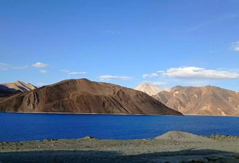 Hotelli Pangong Rainbow Cottage