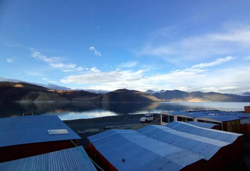 Hotel Pangong Rainbow Cottage