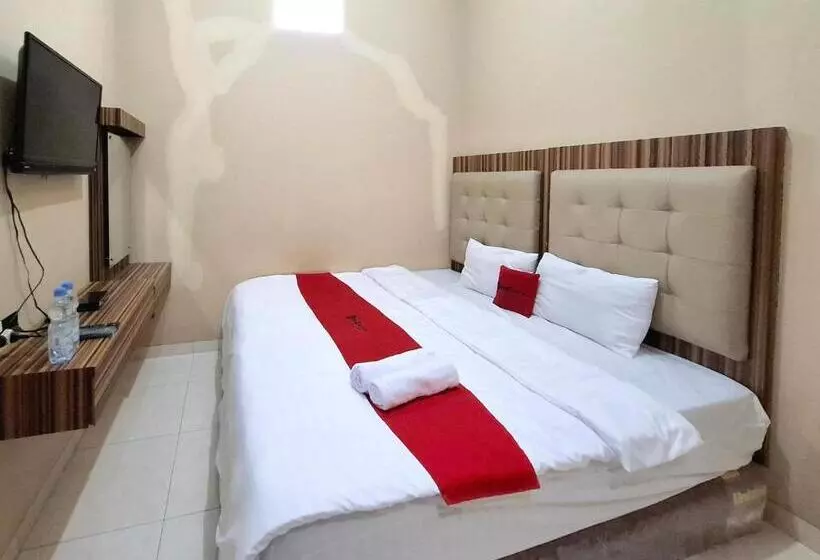 Hotelli Reddoorz Syariah Near Exit Toll Pekalongan 2