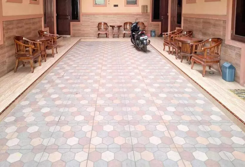 Hotelli Reddoorz Syariah Near Exit Toll Pekalongan 2