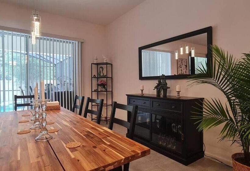 Пансион M&c Zenith Stay In The Heart Of Disney Magic