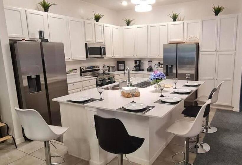 Пансион M&c Zenith Stay In The Heart Of Disney Magic