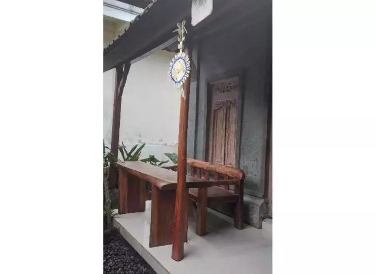 Majatalo Putri Guest House