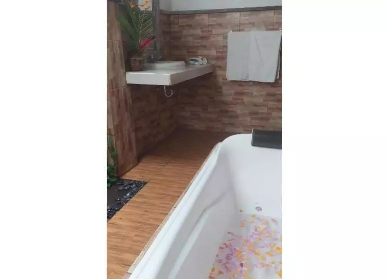 Majatalo Putri Guest House