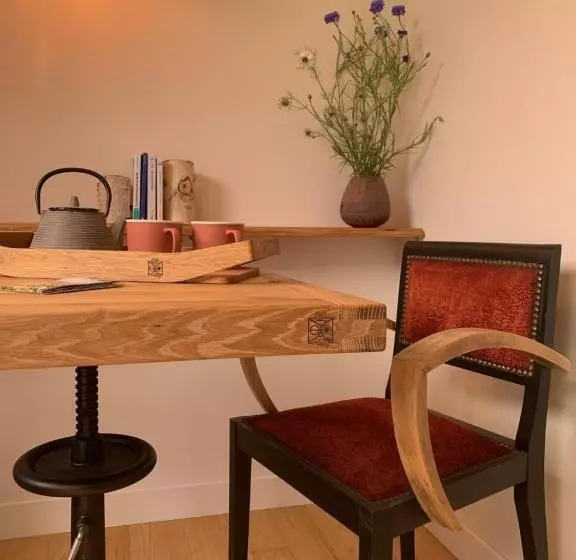 Aamiaismajoitus (B&B) Aux Logis De Fonfroide Chez Mylène & David