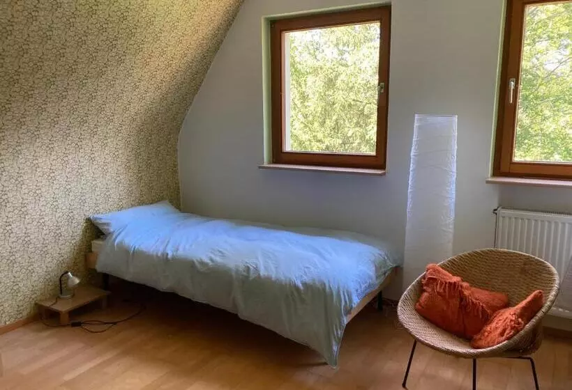 Aamiaismajoitus (B&B) Haus Am Alten Berg