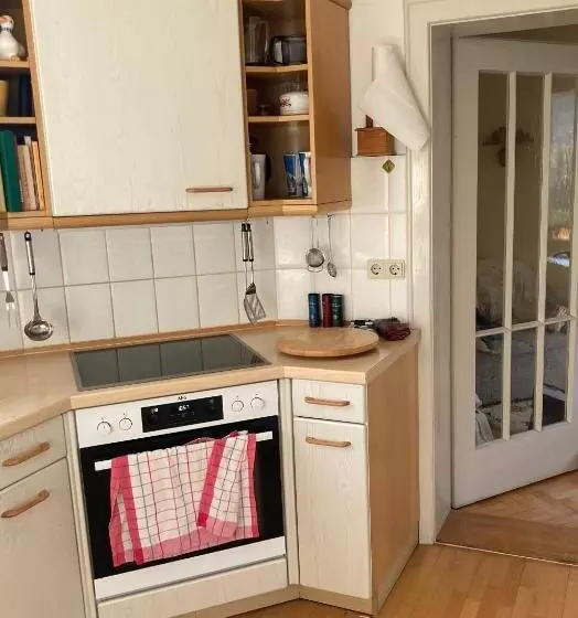 Aamiaismajoitus (B&B) Haus Am Alten Berg