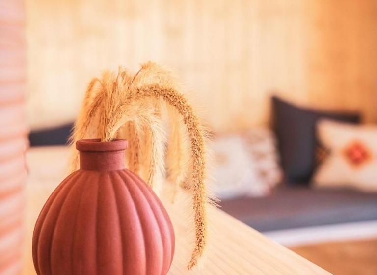 צימר L Enclave Insolite Cabanes Avec Piscine Et Bains Nordiques