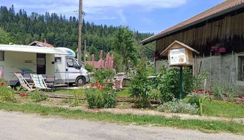 Aamiaismajoitus (B&B) La Grand Raie Table D Hôtes