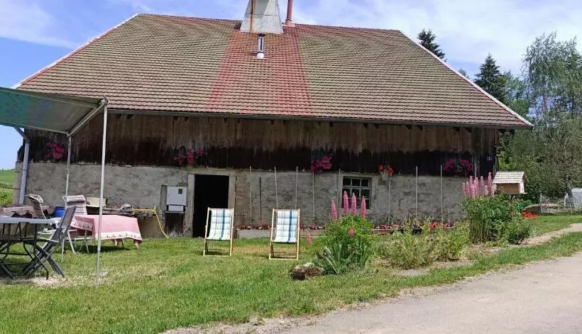 Aamiaismajoitus (B&B) La Grand Raie Table D Hôtes