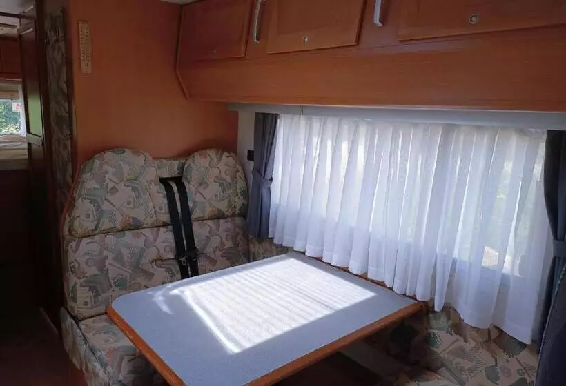 Aamiaismajoitus (B&B) La Grand Raie Table D Hôtes