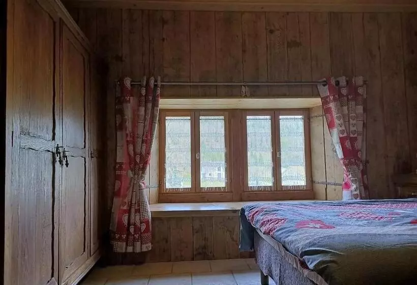 Aamiaismajoitus (B&B) La Grand Raie Table D Hôtes