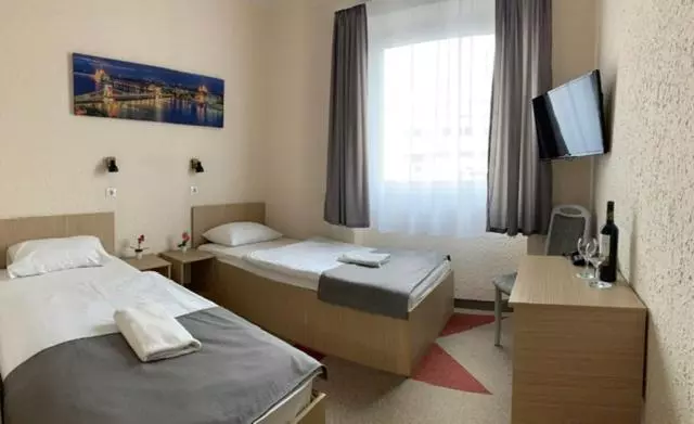 Aamiaismajoitus (B&B) Free Parking, Free Breakfast, Only 15 Minutes To City Center