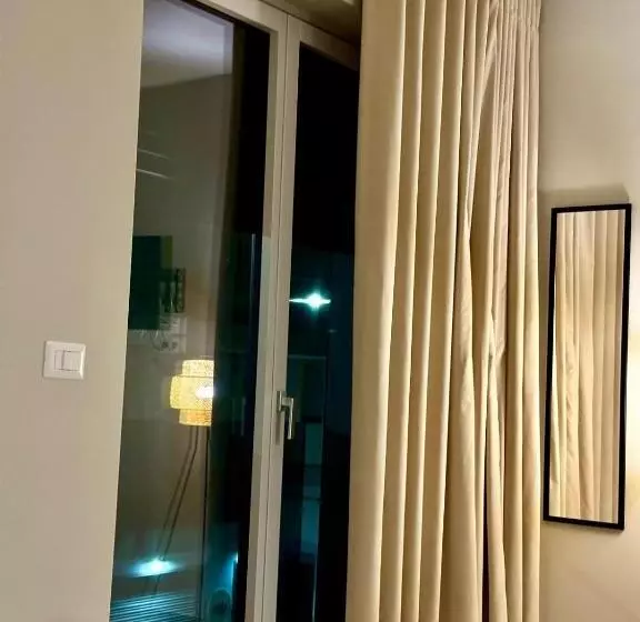 تختخواب و صبحانه Qualora Room & Suite