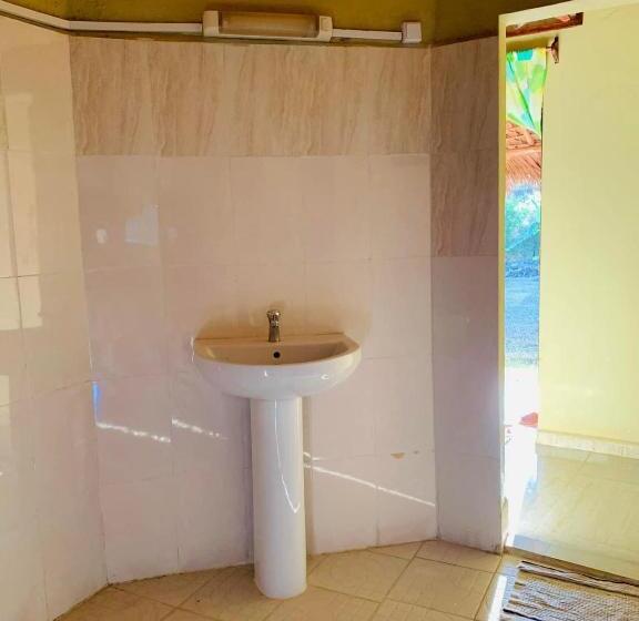 تختخواب و صبحانه Rivatsara