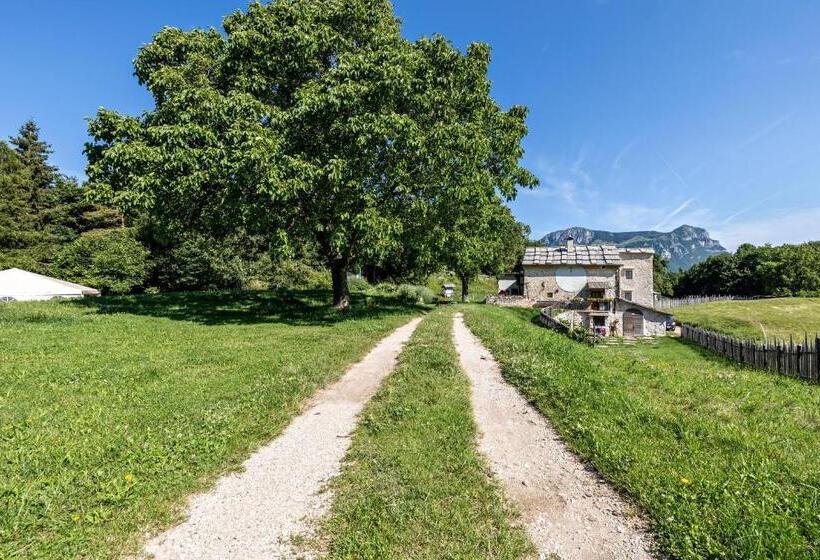 Szálloda Agriturismo Malga Riondera