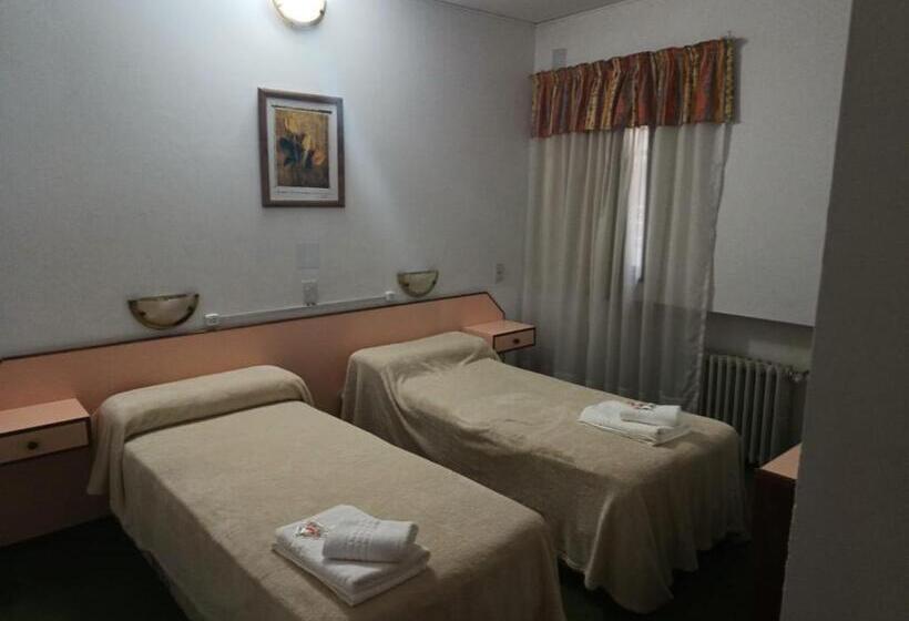 فندق Bahia Madryn