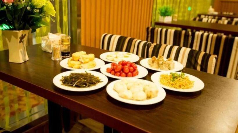 Hotel Greentree Inn Nantong Huida Square Yuejiang Road Express