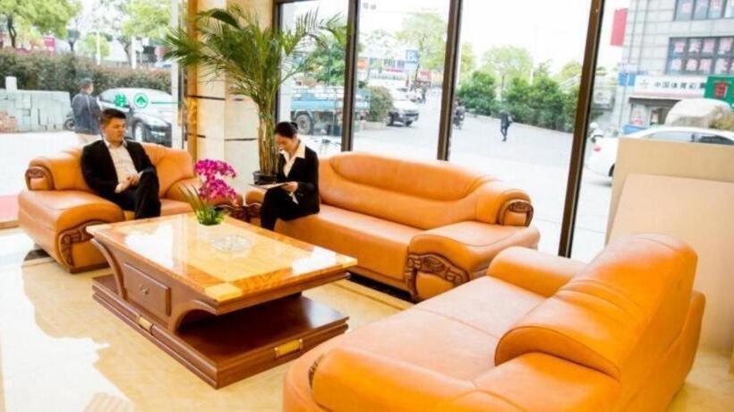 Hotel Greentree Inn Nantong Huida Square Yuejiang Road Express