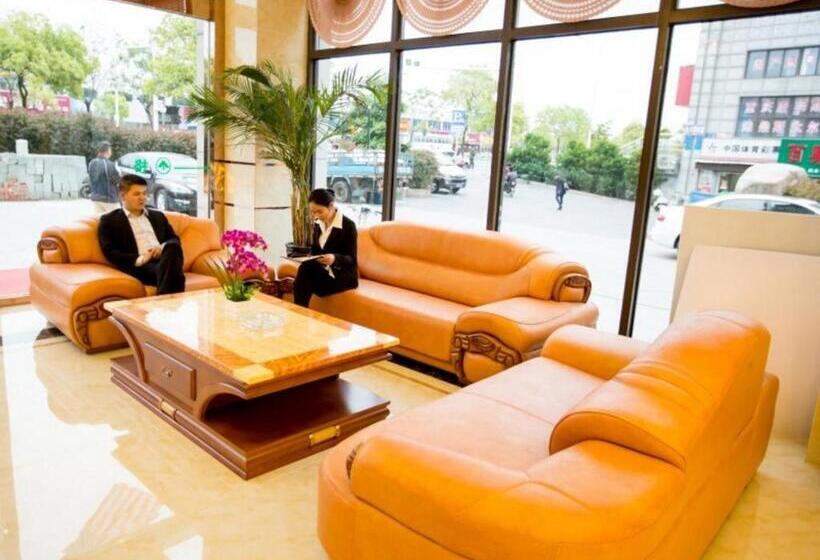 Hotel Greentree Inn Nantong Huida Square Yuejiang Road Express