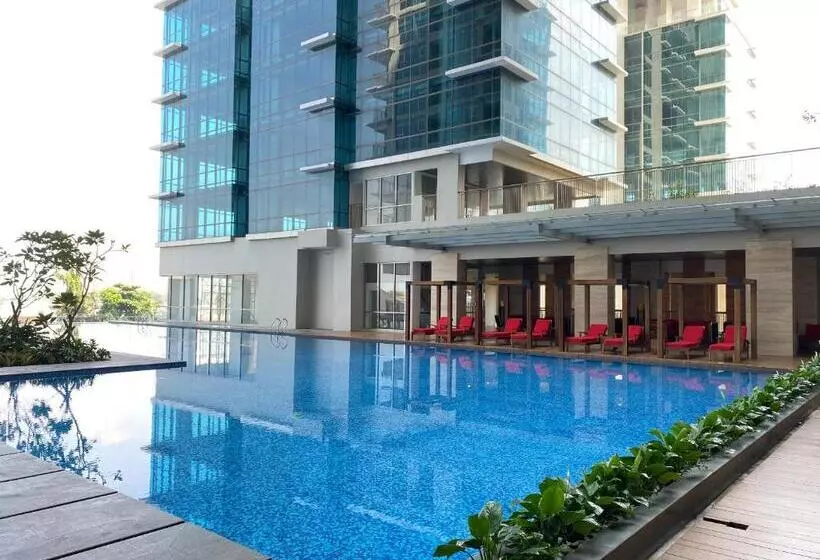ホテル Horison Suite & Residences Iswara Bekasi