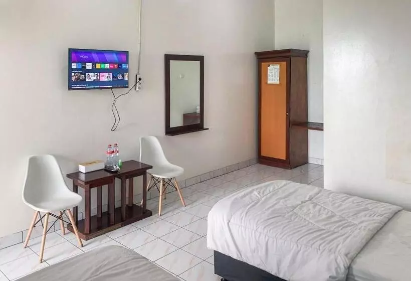 Hotelli Pelangi Merak Redpartner