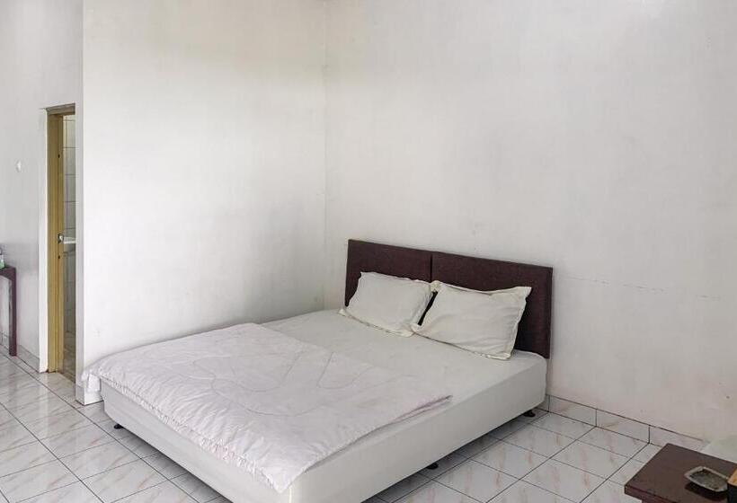 فندق Pelangi Merak Redpartner